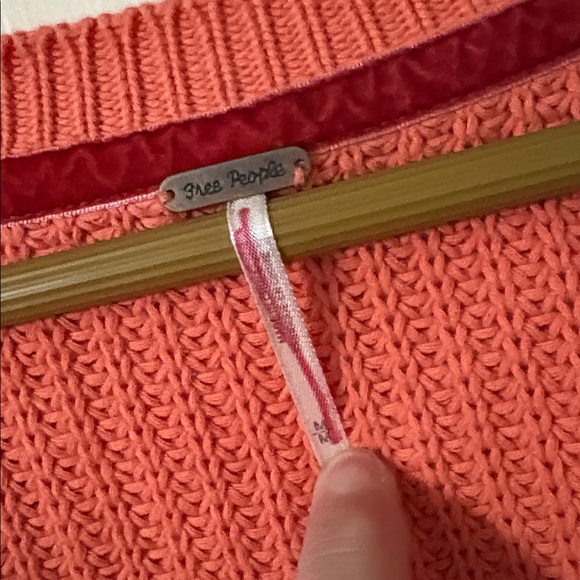 Free People Damsel Bell Sleeve Sweater in Coral Sz Medium 100% Cotton - Picture 10 of 12